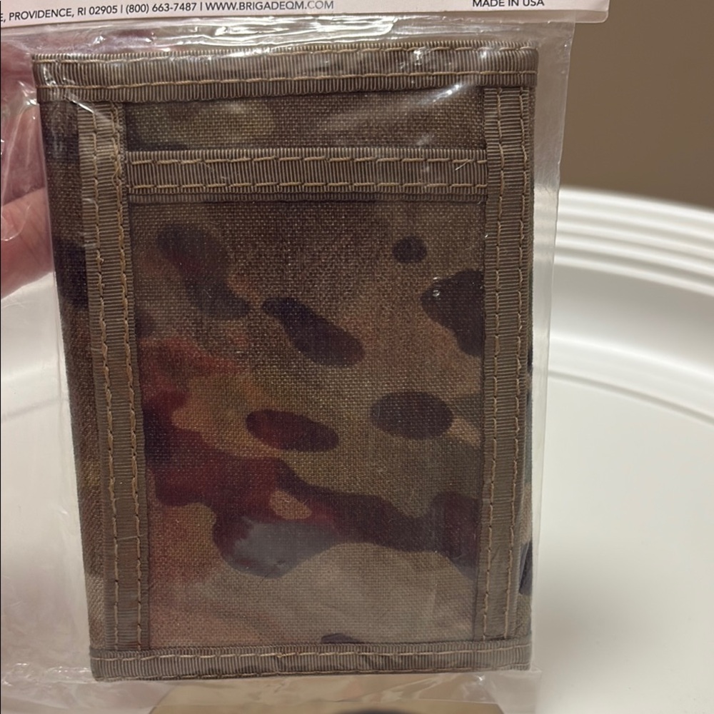 Trifold ID Wallet - Picture 3 of 3